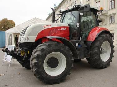 Steyr 6205